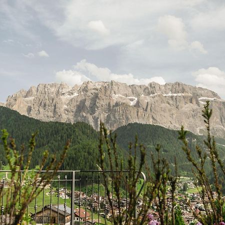 Hotel Daniel Apartments Selva di Val Gardena Exterior photo